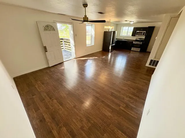 $1,295 | 5213 Tucker Hill Lane, Unit B, Cedar Creek, TX 78612