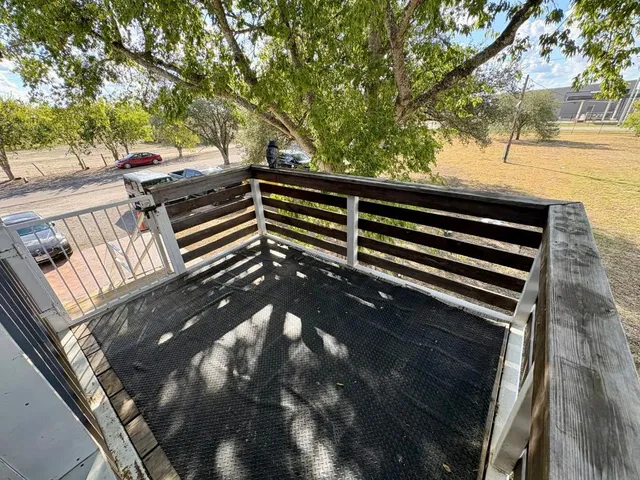 $1,295 | 5213 Tucker Hill Lane, Unit B, Cedar Creek, TX 78612