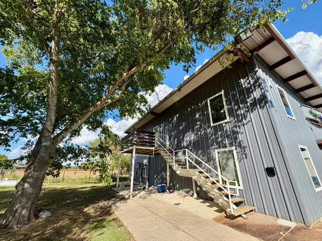 $1,295 | 5213 Tucker Hill Lane, Unit B, Cedar Creek, TX 78612