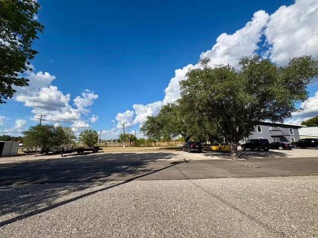 $1,295 | 5213 Tucker Hill Lane, Unit B, Cedar Creek, TX 78612