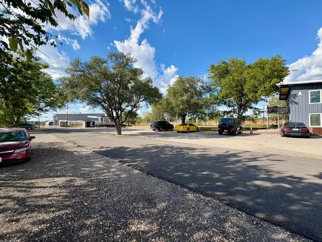 $1,295 | 5213 Tucker Hill Lane, Unit B, Cedar Creek, TX 78612