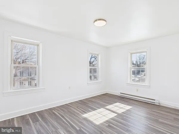 $1,500 | 629 Virginia Avenue, Martinsburg, WV 25401