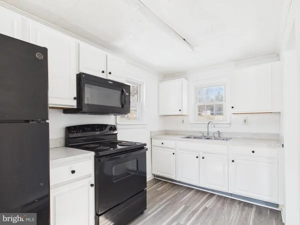 $1,500 | 629 Virginia Avenue, Martinsburg, WV 25401