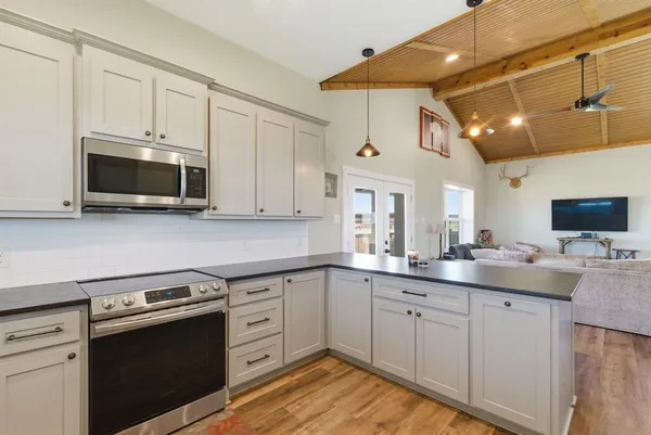 $499,000 | 335 Mdw Bnd Circle, Stephenville, TX 76401