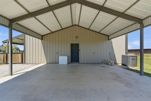 $499,000 | 335 Mdw Bnd Circle, Stephenville, TX 76401