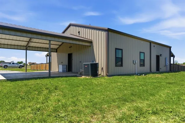 $499,000 | 335 Mdw Bnd Circle, Stephenville, TX 76401