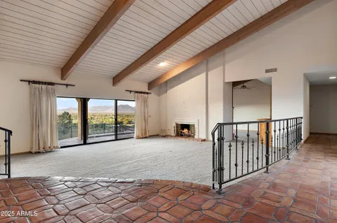 $2,950,000 | 6349 East Hummingbird Lane, Paradise Valley, AZ 85253