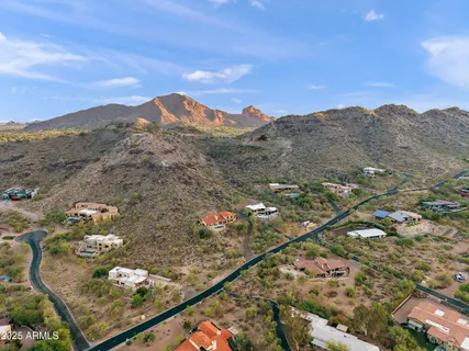 $2,950,000 | 6349 East Hummingbird Lane, Paradise Valley, AZ 85253