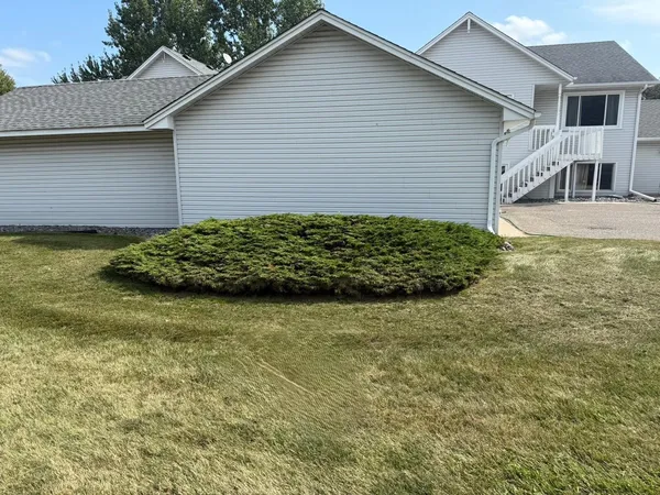 $235,000 | 428 Main Street North, St. Michael, MN 55376