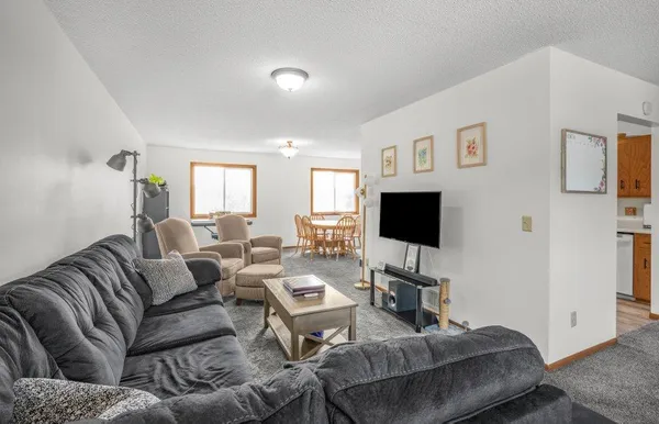 $235,000 | 428 Main Street North, St. Michael, MN 55376