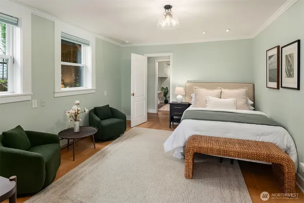 $2,398,950 | 2307 Broadway East, Seattle, WA 98102