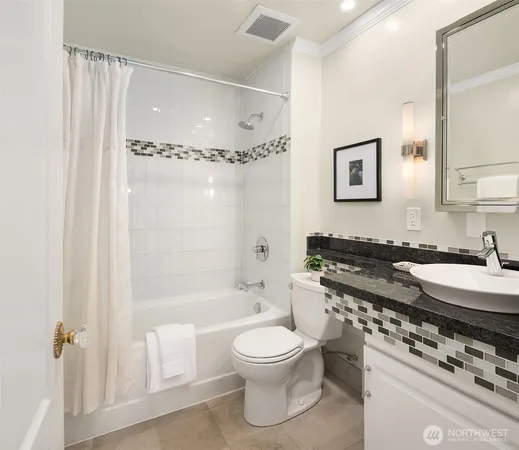 $2,398,950 | 2307 Broadway East, Seattle, WA 98102