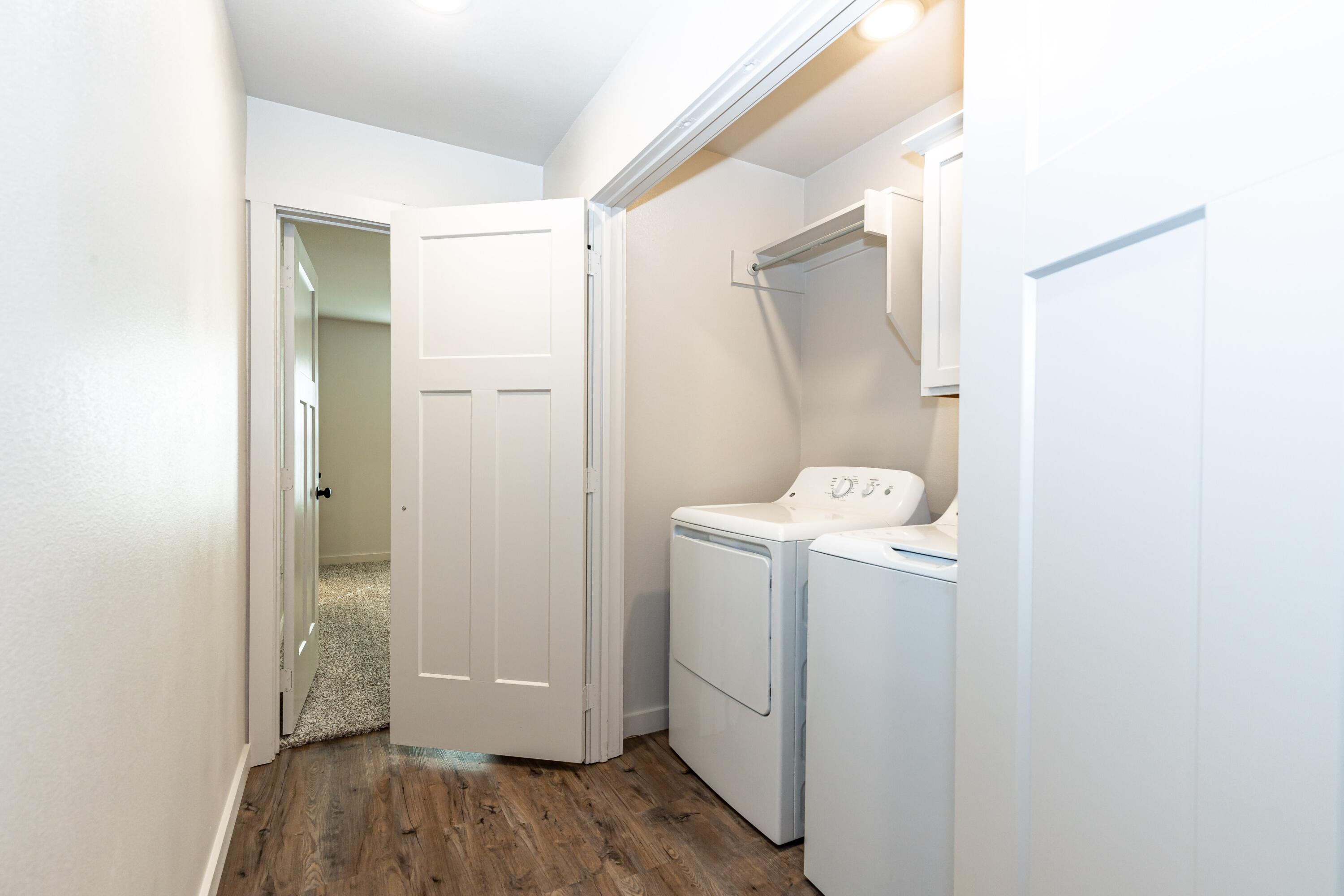 2529 138th Street Lubbock, TX 79423 - Photo 14 of 24 a bathroom with a sink and mirror