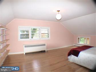 8714 Patton Road Glenside, PA 19038 - Photo 8 of 10 Gallery Image 8