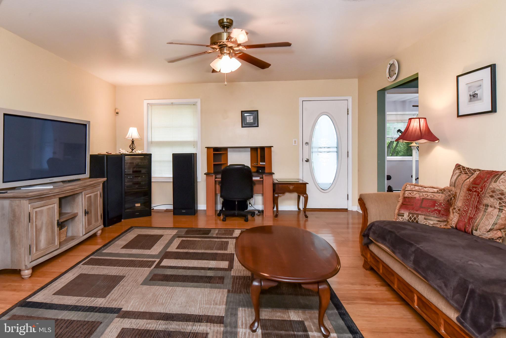 33 Reedy Lane Elkton, MD 21921 - Photo 2 of 24 Living Room