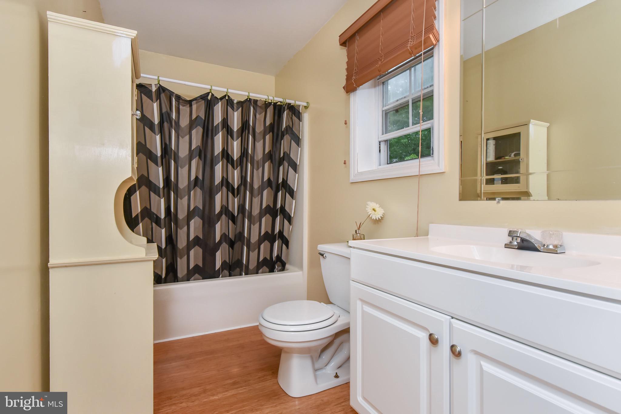 33 Reedy Lane Elkton, MD 21921 - Photo 17 of 24 Master bath
