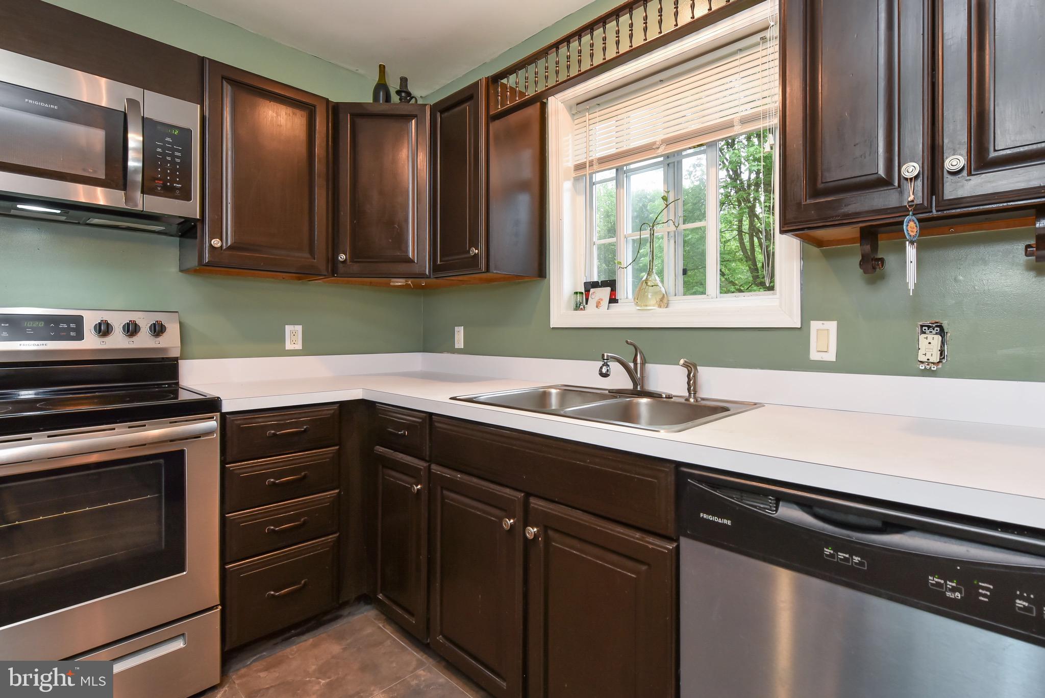 33 Reedy Lane Elkton, MD 21921 - Photo 4 of 24 Kitchen