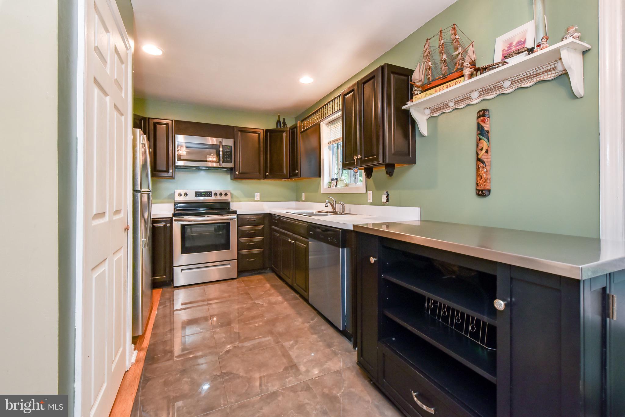 33 Reedy Lane Elkton, MD 21921 - Photo 6 of 24 Kitchen