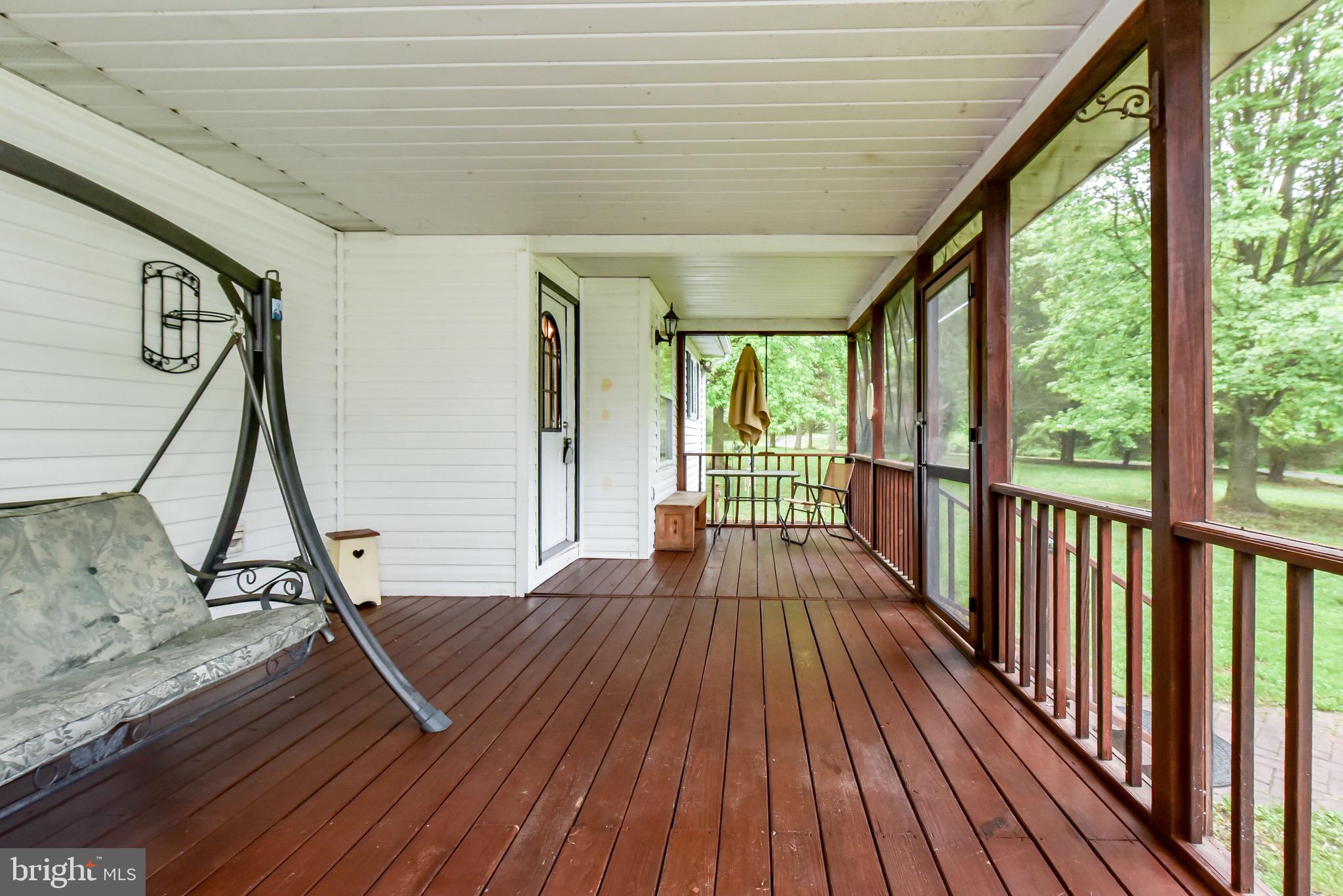 33 Reedy Lane Elkton, MD 21921 - Photo 7 of 24 Screened porch