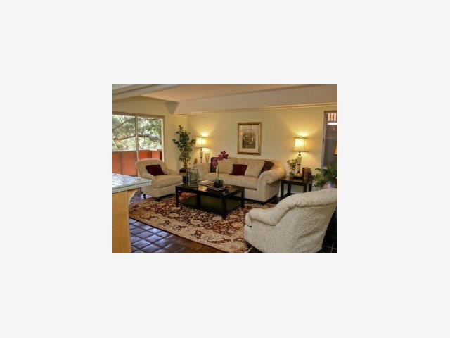 337 Middle Road Belmont, CA 94002 - Photo 7 of 9 Gallery Image 7