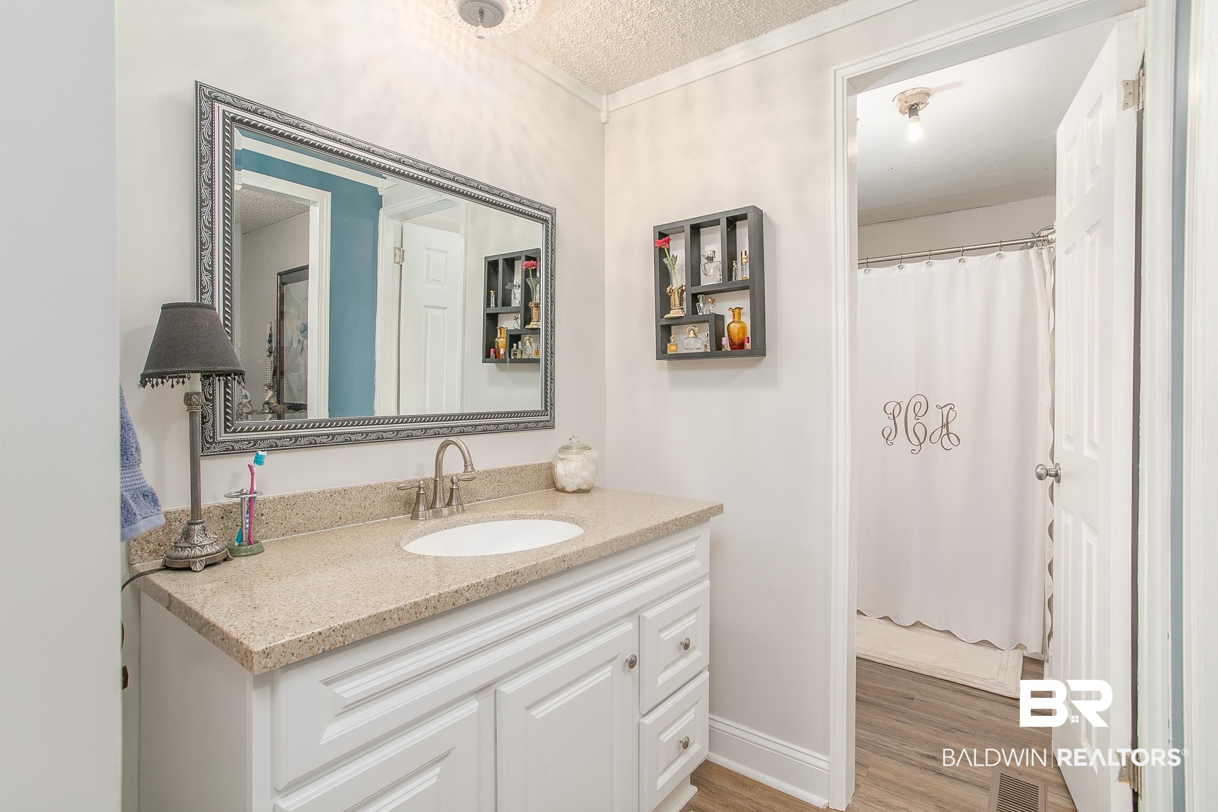 1652 Del Rey Drive Lillian, AL 36549 - Photo 24 of 50 Master Bathroom