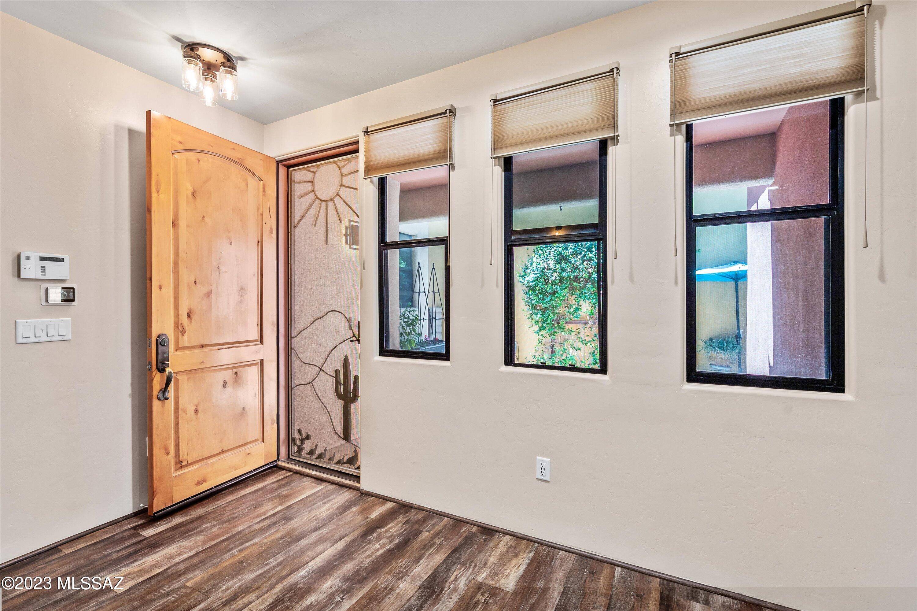 394 East Cedarvale Road Tucson, AZ 85704 - Photo 4 of 41