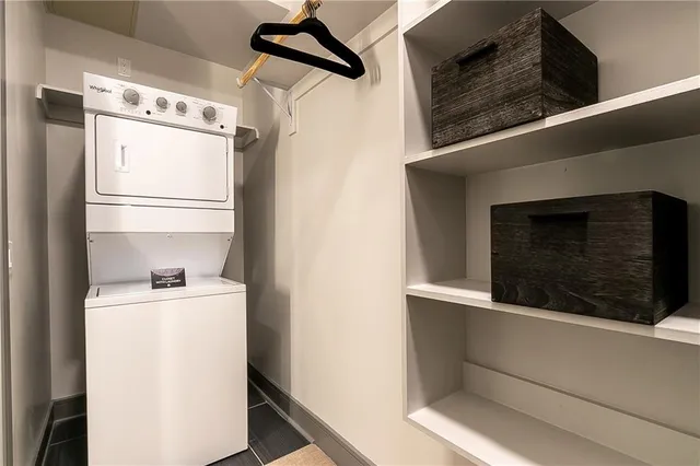 $2,072 | 6500 Aria Boulevard, Unit 352, Sandy Springs, GA 30328