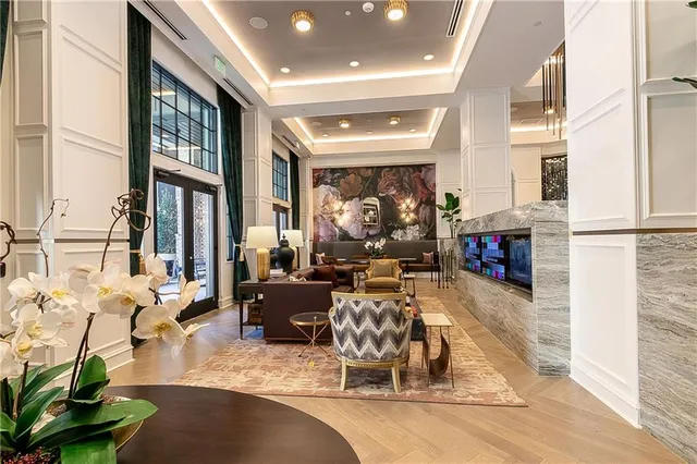 $2,072 | 6500 Aria Boulevard, Unit 352, Sandy Springs, GA 30328