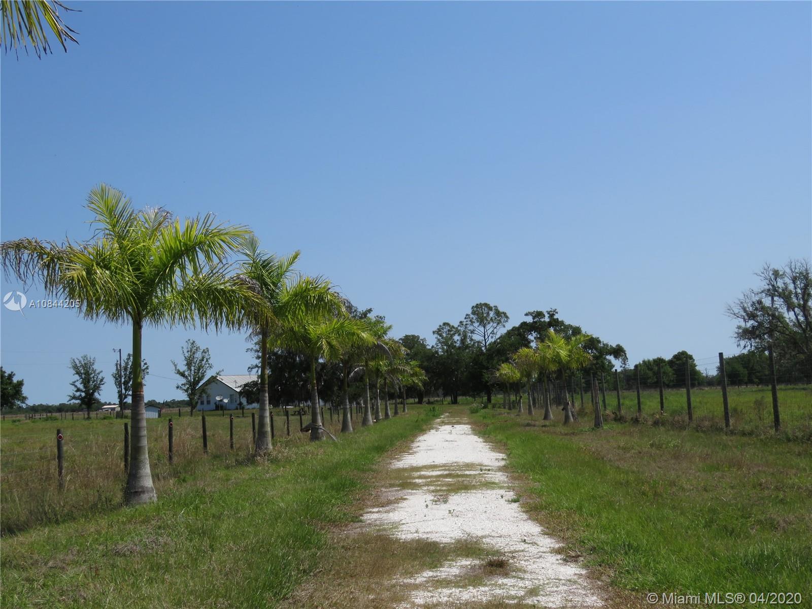 558 Sheppard Road Venus, FL 33960 - Photo 3 of 66 Gallery Image 3