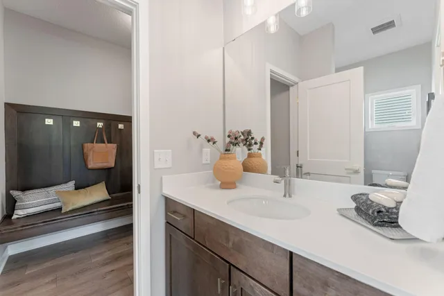 $865,900 | 7698 22nd Avenue South, Shakopee, MN 55379