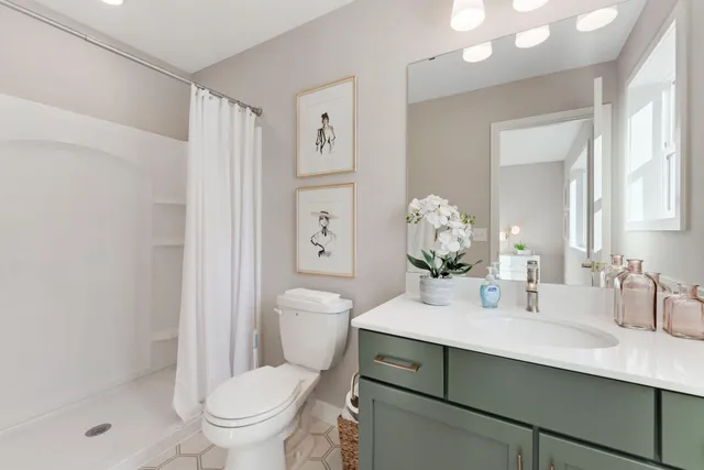 $865,900 | 7698 22nd Avenue South, Shakopee, MN 55379