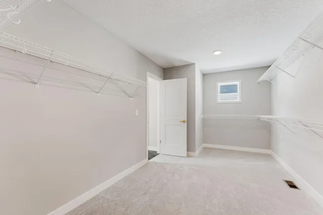 $865,900 | 7698 22nd Avenue South, Shakopee, MN 55379