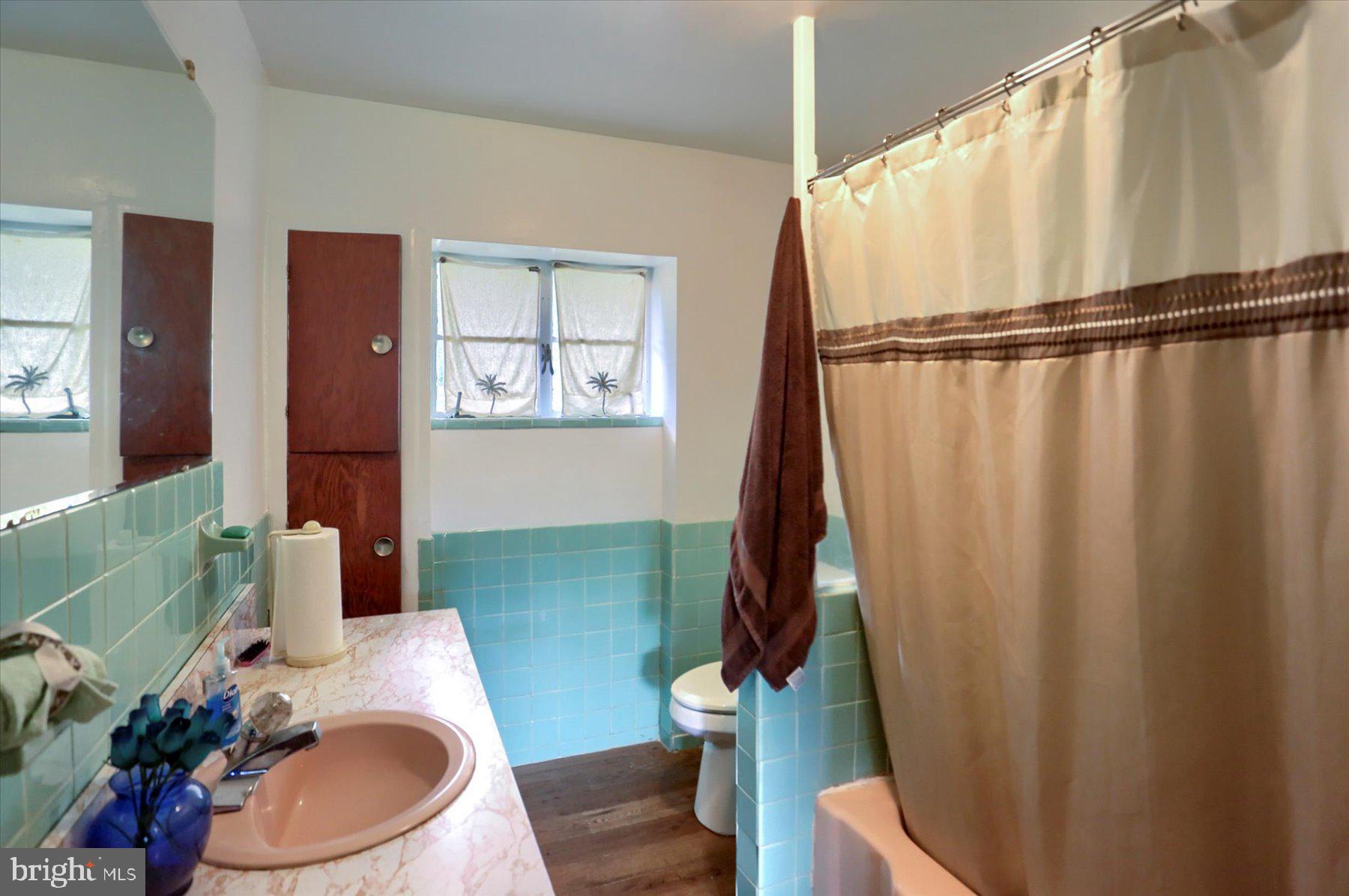1053 County Line Road Horsham, PA 19044 - Photo 23 of 38