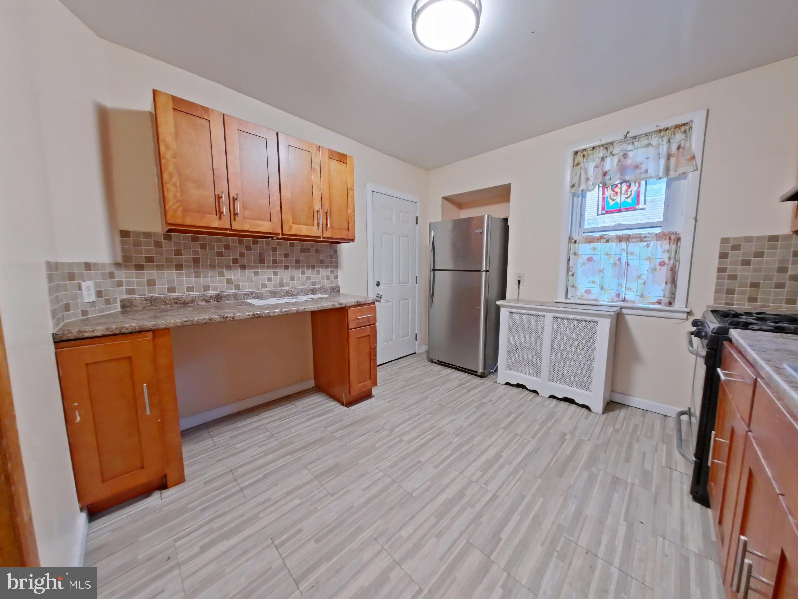 4013 Higbee Street Philadelphia, PA 19135 - Photo 15 of 39 Kitchen