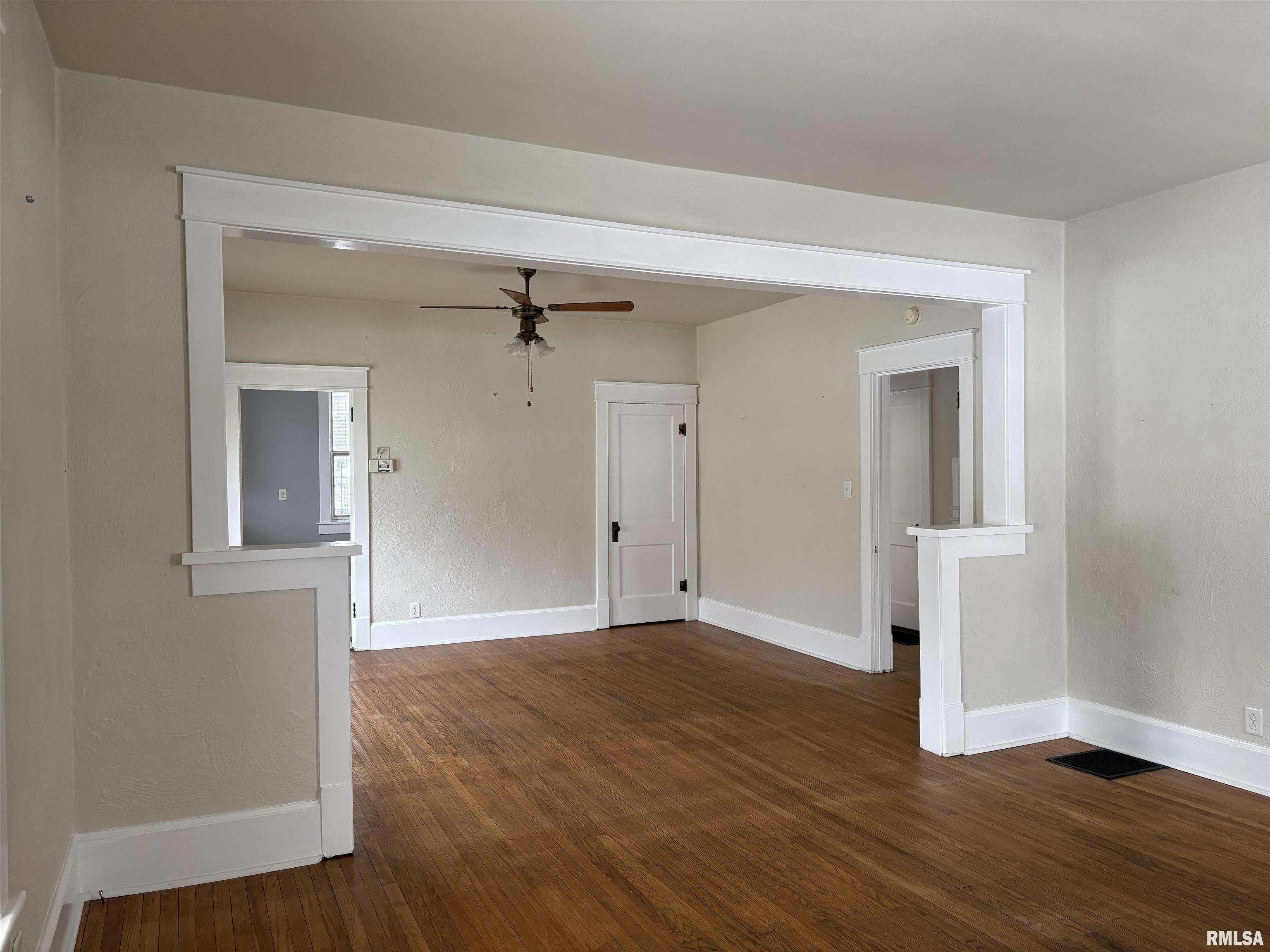 1517 South Main Street Jacksonville, IL 62650 - Photo 13 of 59