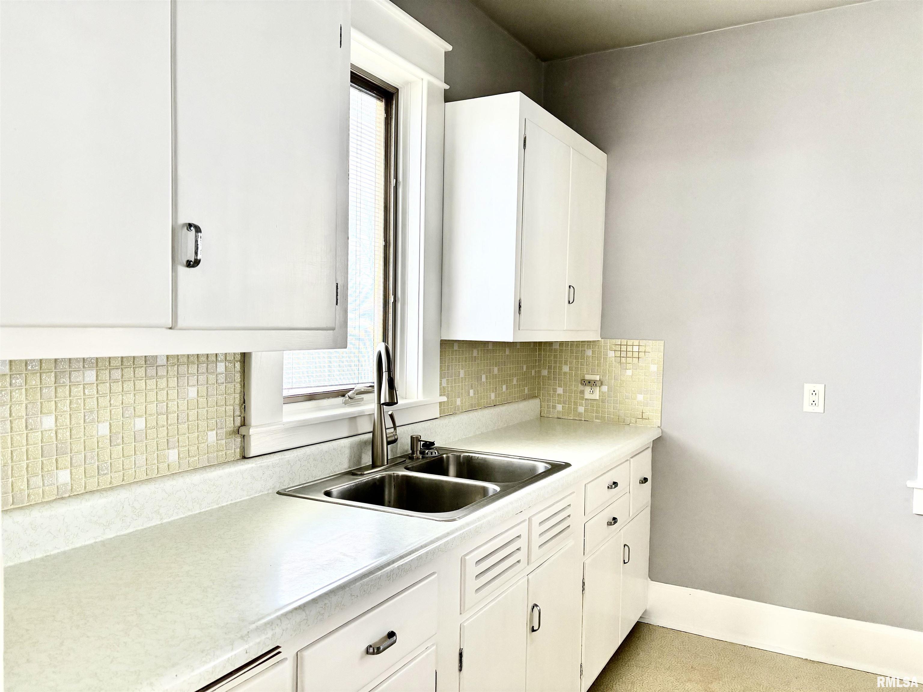 1517 South Main Street Jacksonville, IL 62650 - Photo 17 of 59