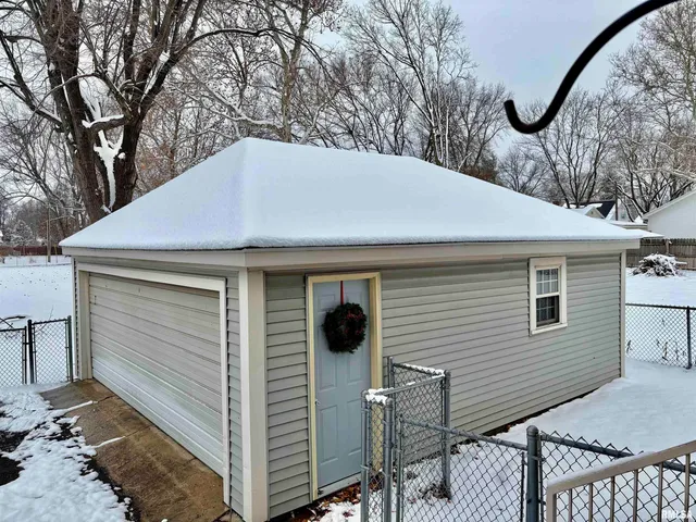 $137,900 | 1517 South Main Street, Jacksonville, IL 62650