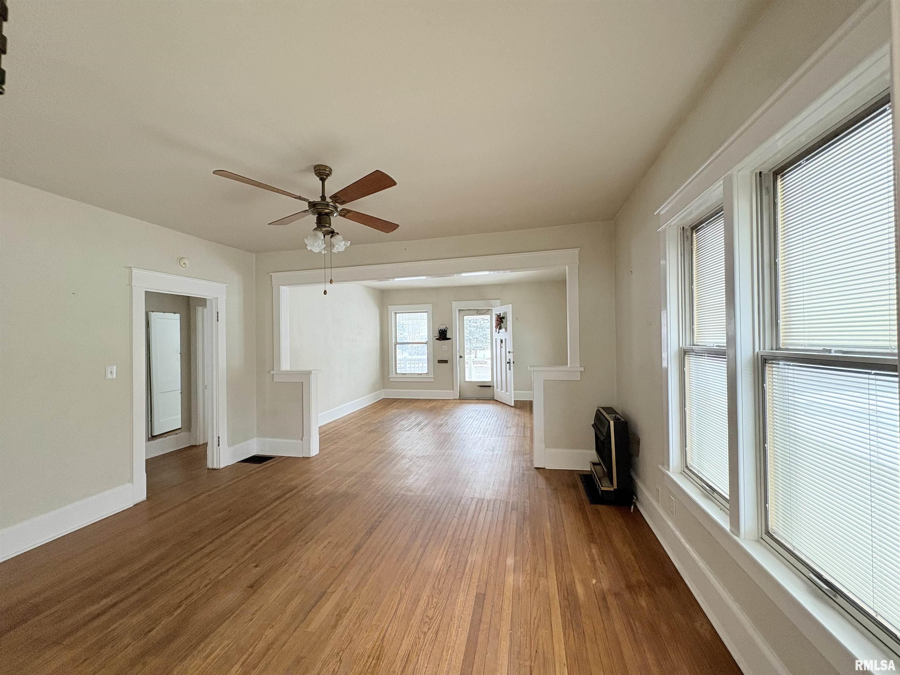 1517 South Main Street Jacksonville, IL 62650 - Photo 8 of 59