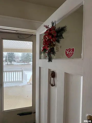 $137,900 | 1517 South Main Street, Jacksonville, IL 62650