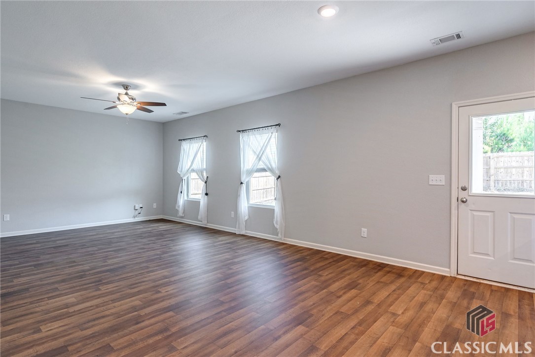 949 Creekview Road Athens, GA 30606 - Photo 6 of 52 Gallery Image 6