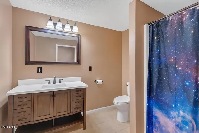 $315,000 | 1830 Bristol Highway, Elizabethton, TN 37643