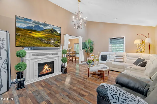 $315,000 | 1830 Bristol Highway, Elizabethton, TN 37643