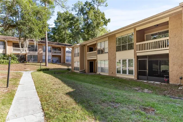 $140,000 | 1810 Northwest 23rd Boulevard, Unit 183, Gainesville, FL 32605