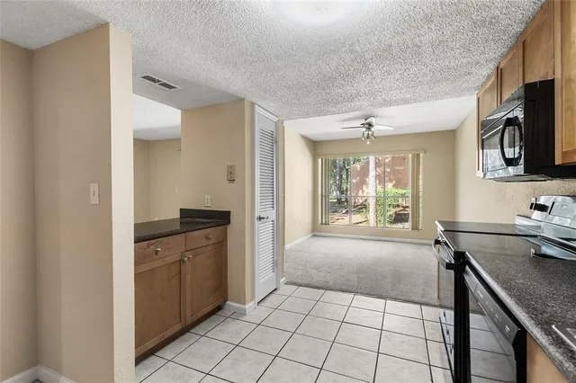 $140,000 | 1810 Northwest 23rd Boulevard, Unit 183, Gainesville, FL 32605