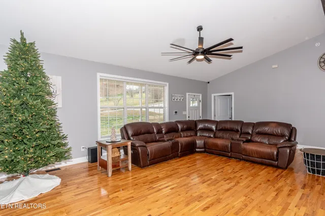 $499,900 | 5163 Candlewood Court, Maryville, TN 37804