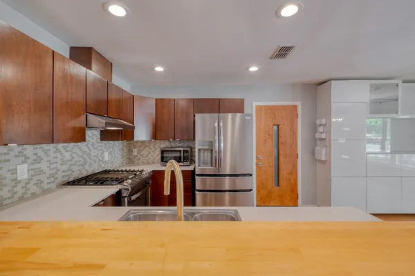 $3,500 | 1413 Berkshire Drive, Austin, TX 78723