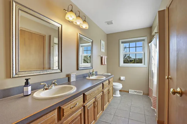 $835,000 | N8747 Hillburn Mill Road, East Troy, WI 53120