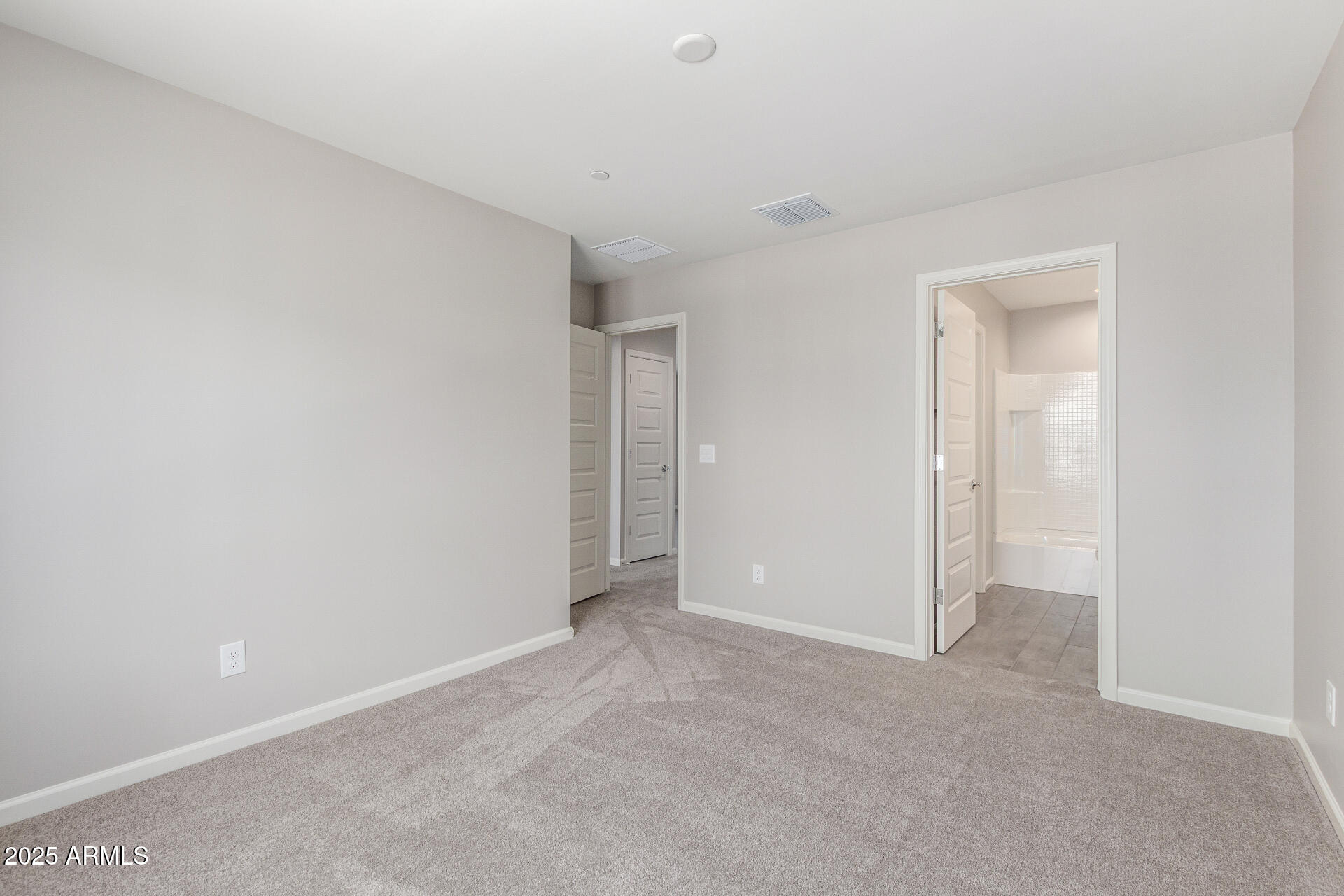 733 East Commonwealth Avenue, Unit 29 Chandler, AZ 85225 - Photo 27 of 37 a view of an empty room