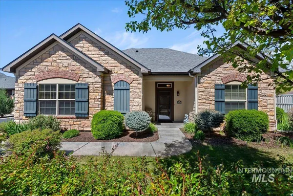 $450,000 | 2970 North Cloverdale Road, Boise, ID 83713