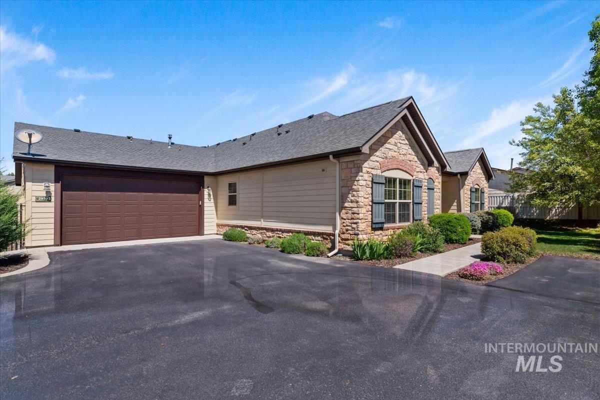 2970 North Cloverdale Road Boise, ID 83713 - Photo 2 of 31